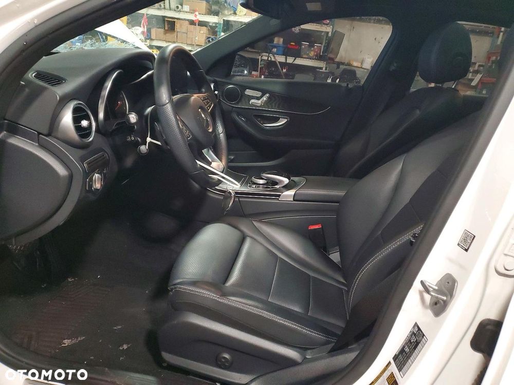 Mercedes-Benz Klasa C 300 9G-TRONIC Avantgarde - 8