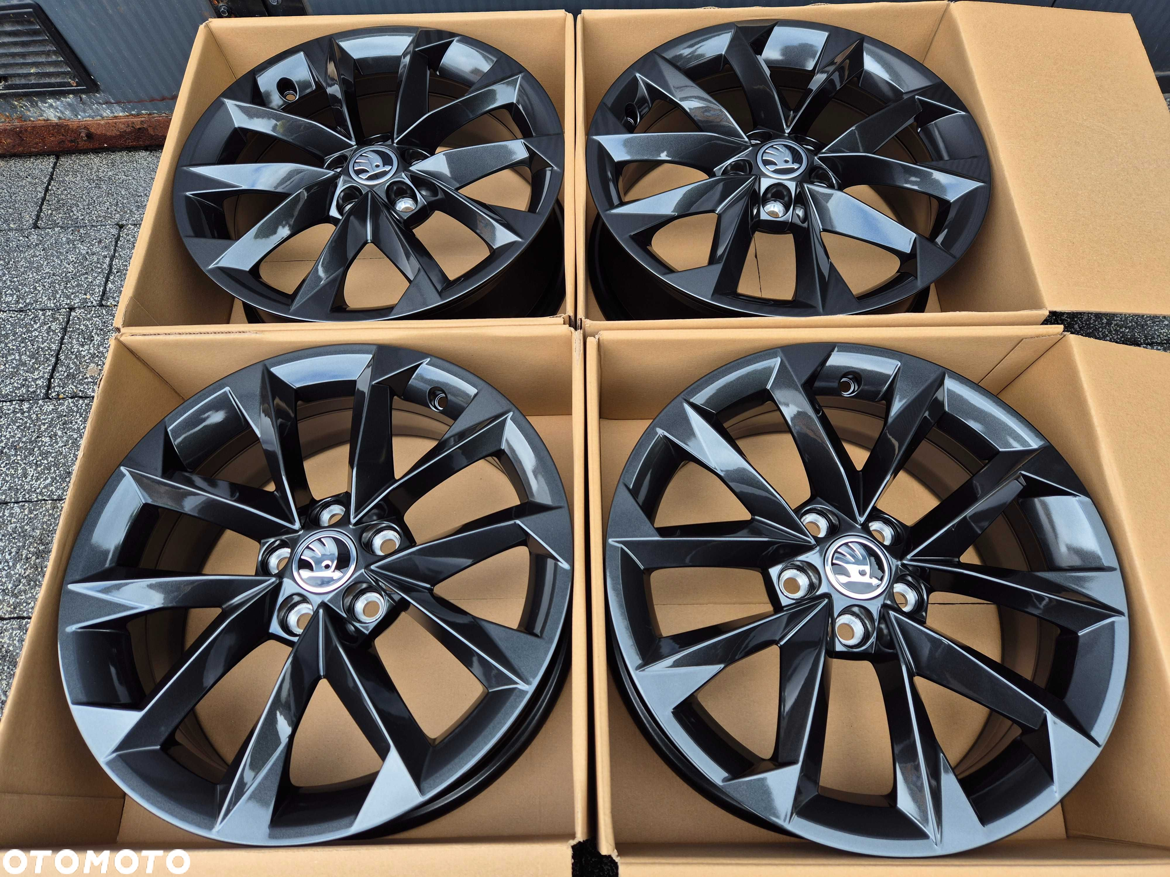 Felgi 16 SKODA Scala Rapid Kamiq Fabia I II III IV Roomster 5x100 - 4