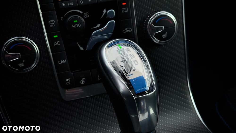Volvo V60 Polestar - 35