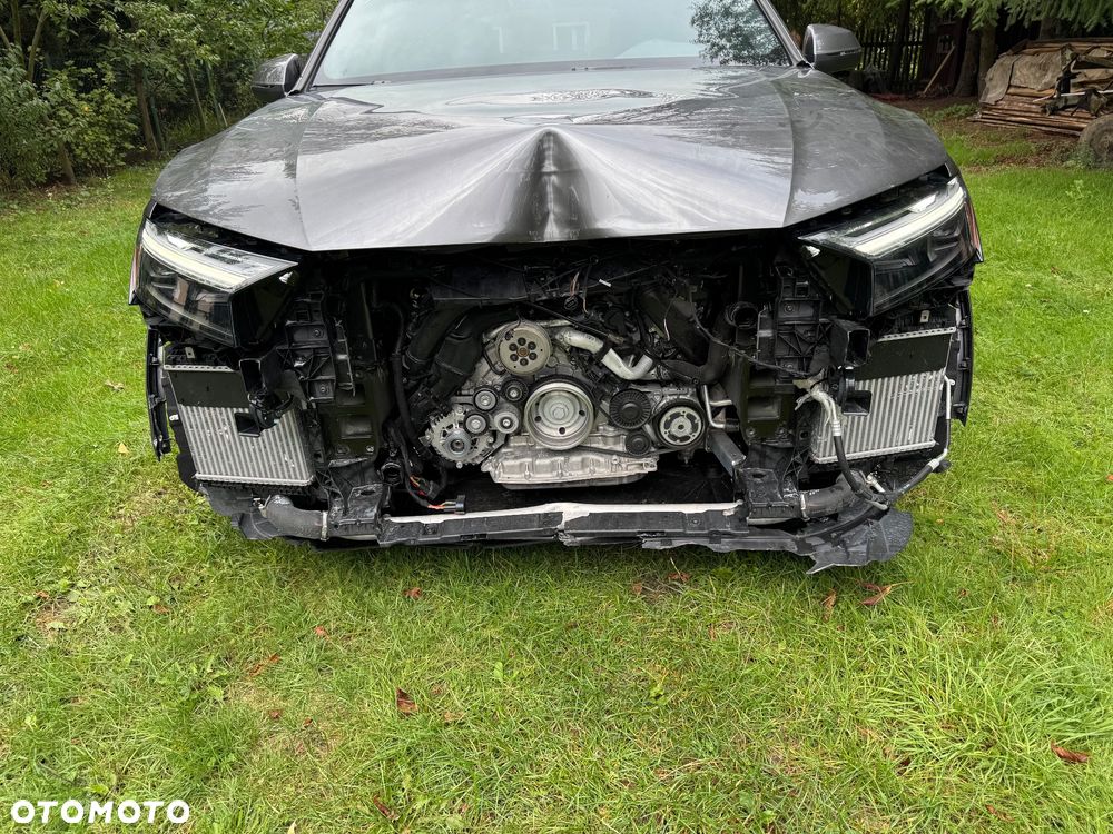 Audi Q7 TFSI mHEV 250 kW Quattro Tiptr - 12