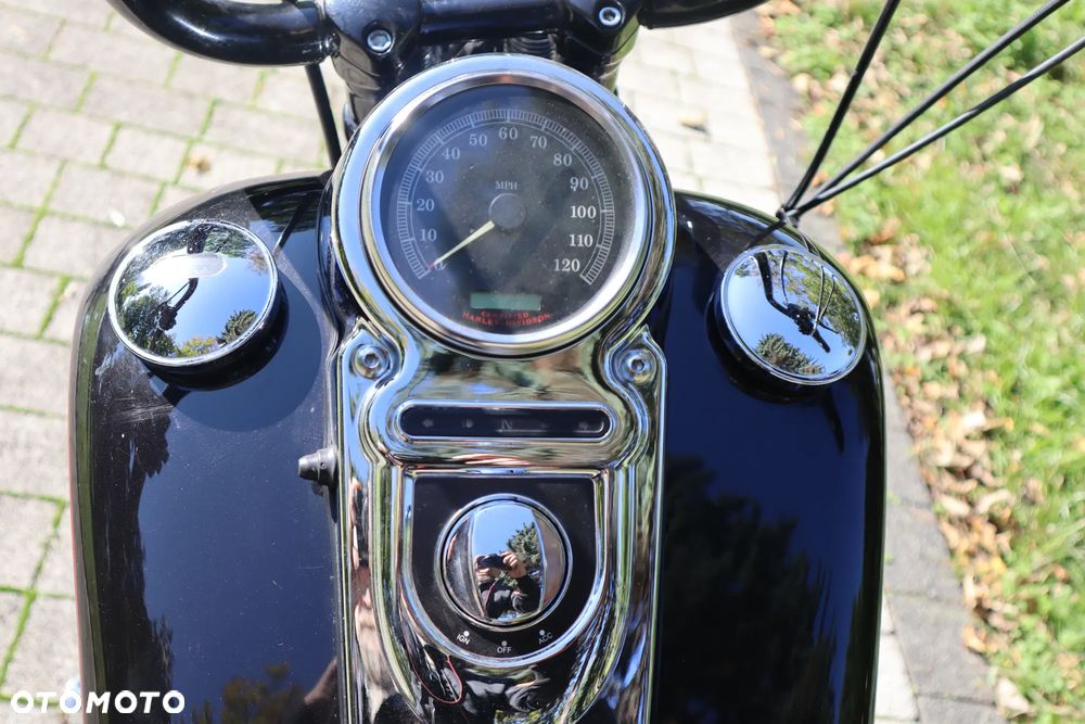 Harley-Davidson Dyna - 25