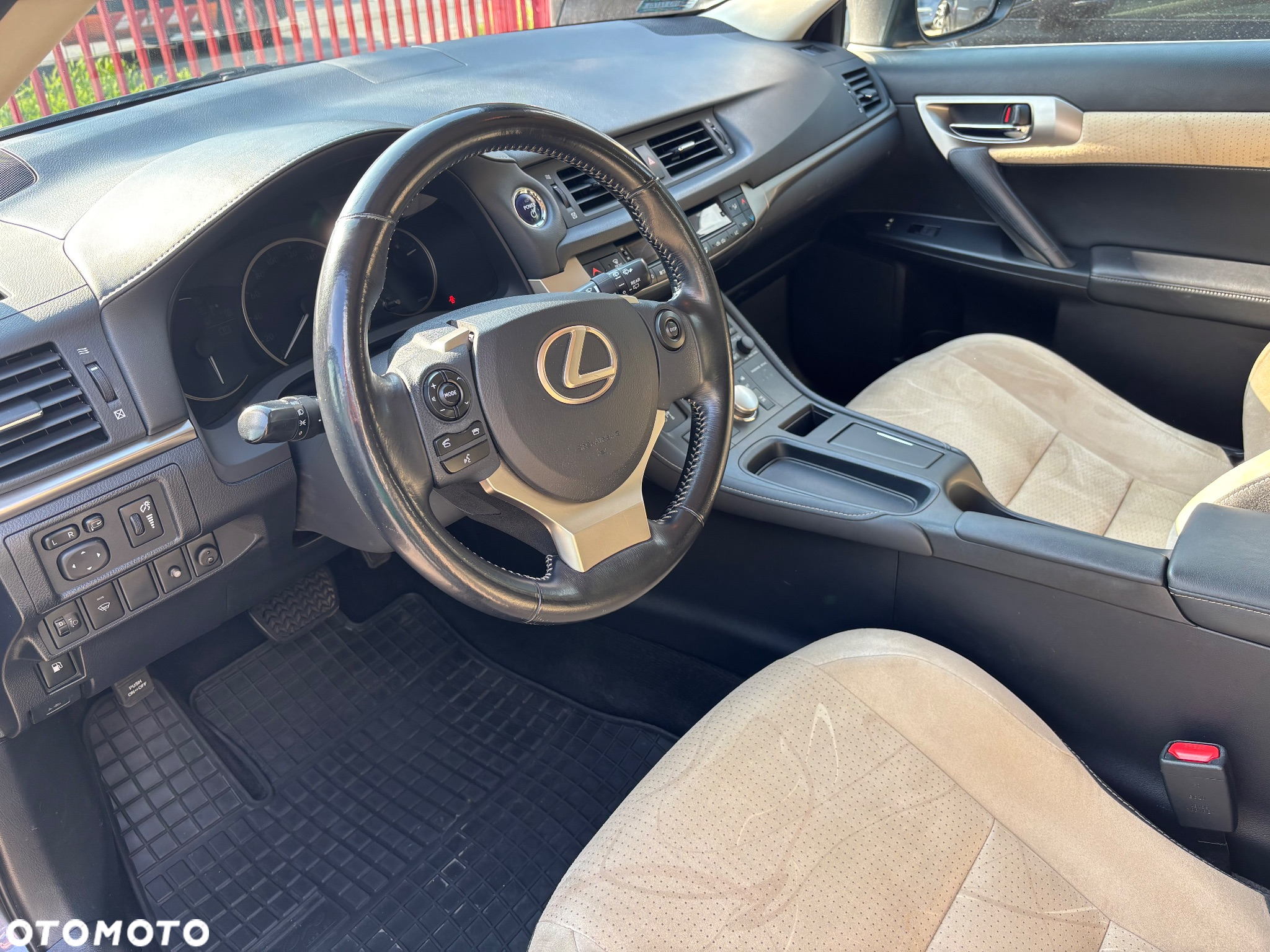 Lexus CT 200h Elite - 9
