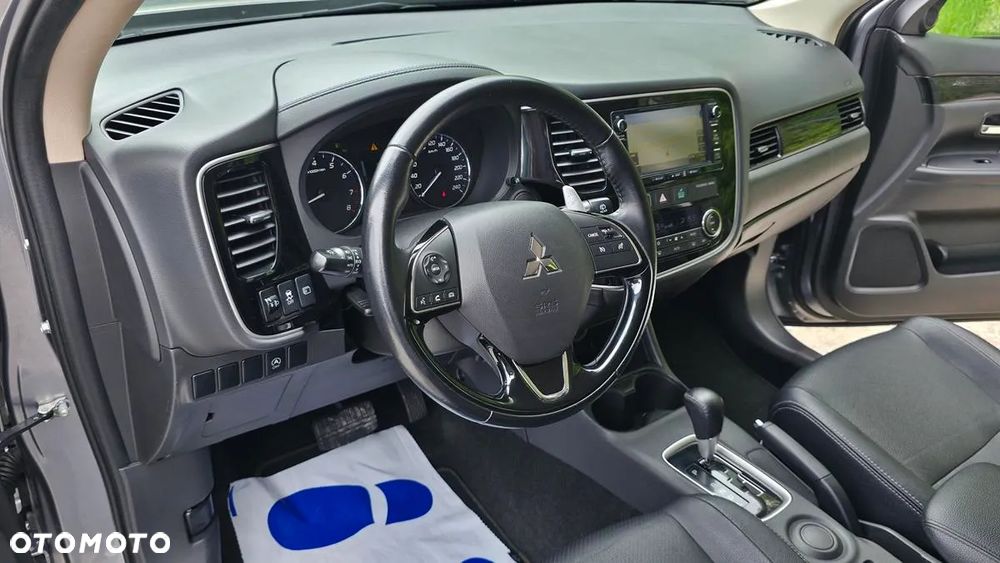 Mitsubishi Outlander 2.0 2WD CVT Edition - 21