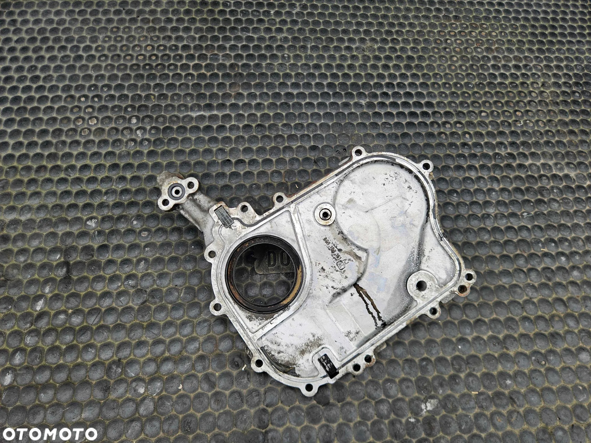 Obudowa Osłona Pokrywa Rozrzadu Silnika Dekiel Walu Kołnierz 2.7 3.0 V6 TDI Audi A4 B8 A5 Q5 - 37