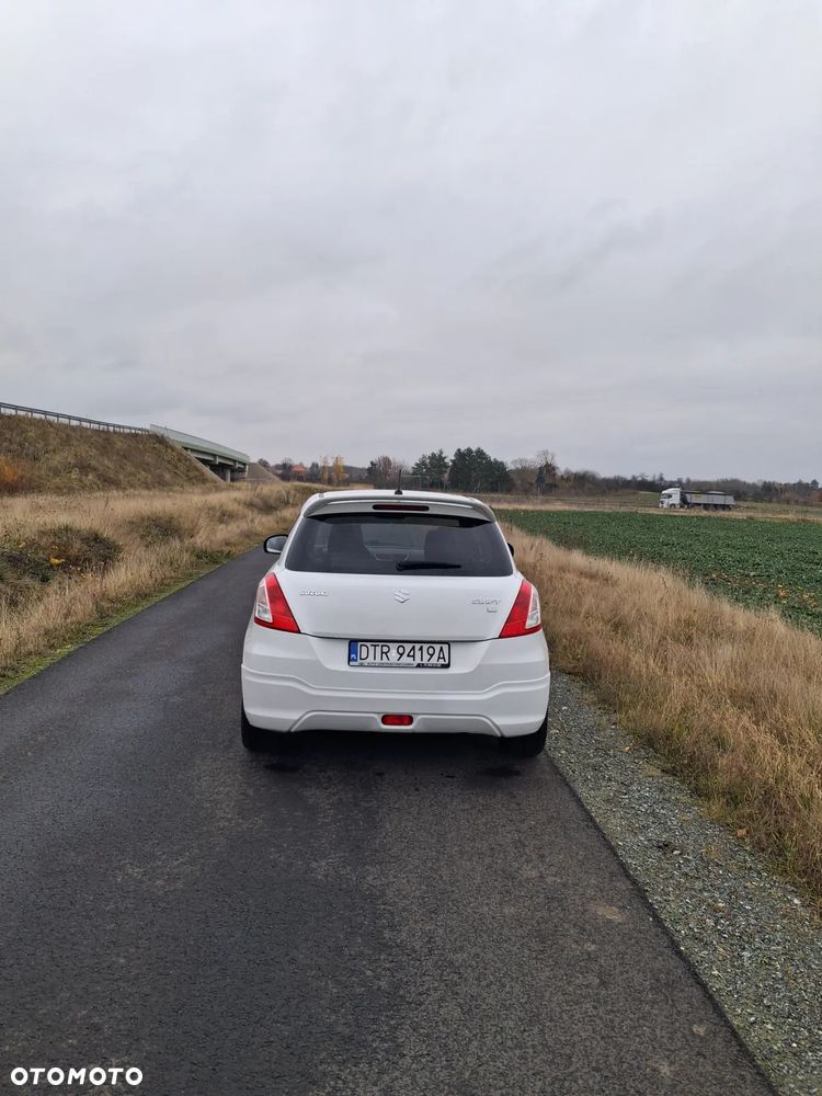 Suzuki Swift 1.2 X-ITE - 4