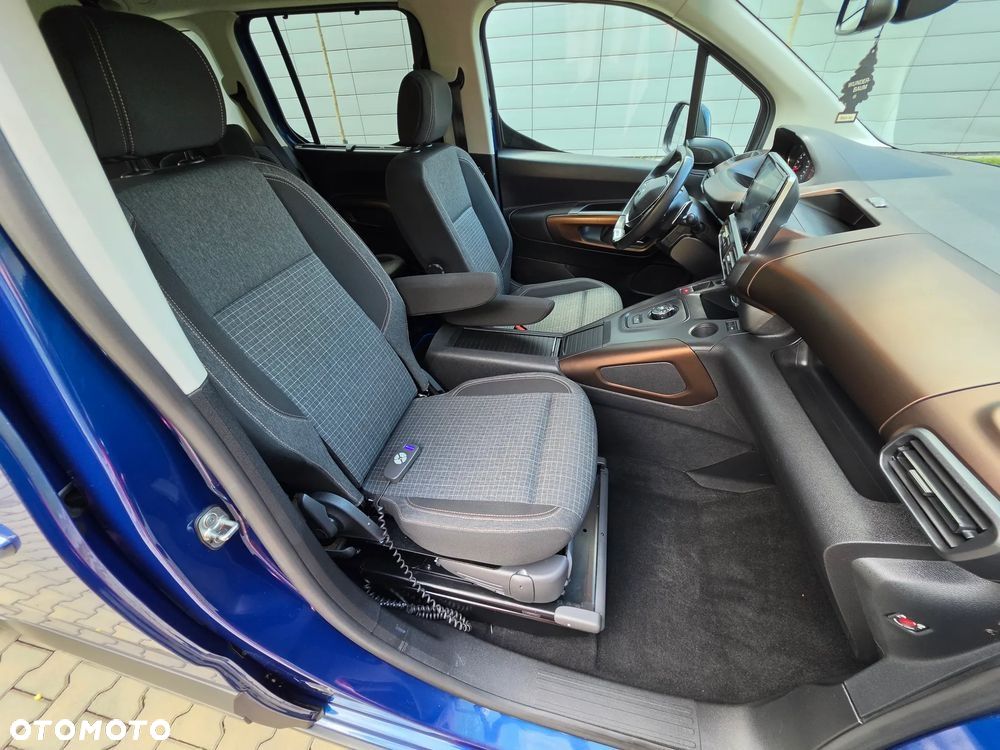 Peugeot Rifter BlueHDI 130 L2 EAT8 GT - 25
