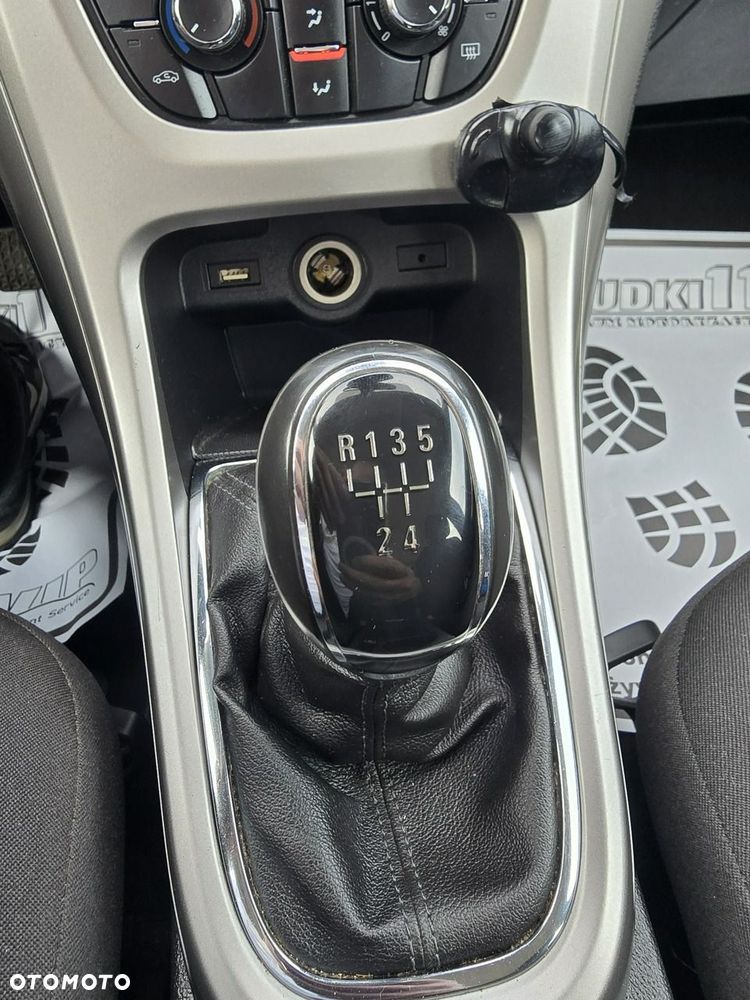 Opel Astra - 27