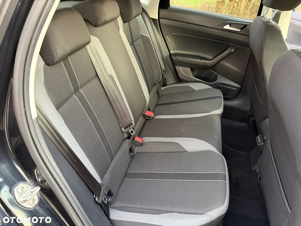 Volkswagen Polo 1.6 TDI SCR DSG Highline - 22