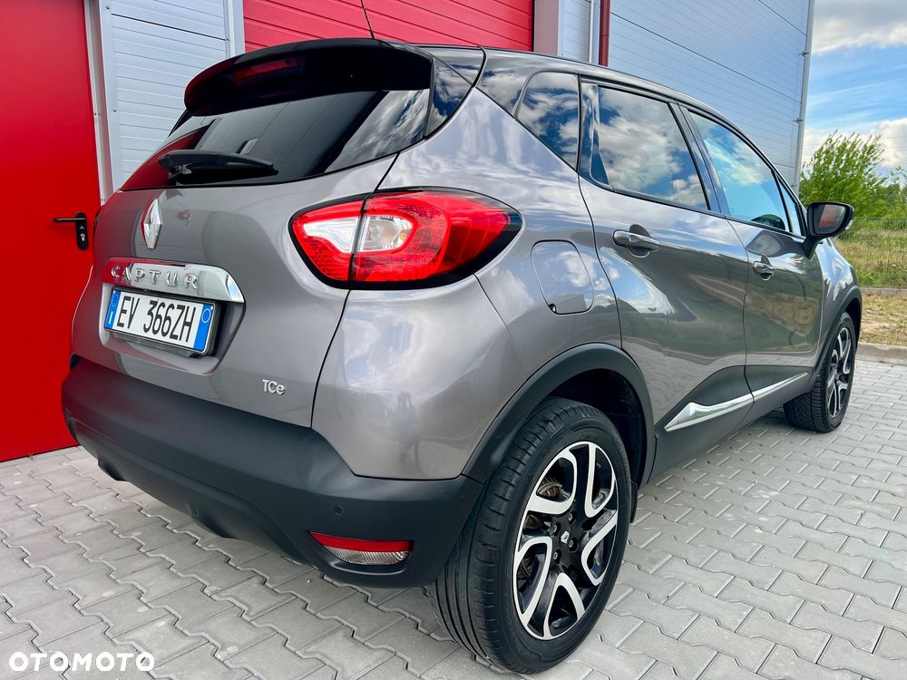 Renault Captur ENERGY TCe 120 EDC Luxe - 4