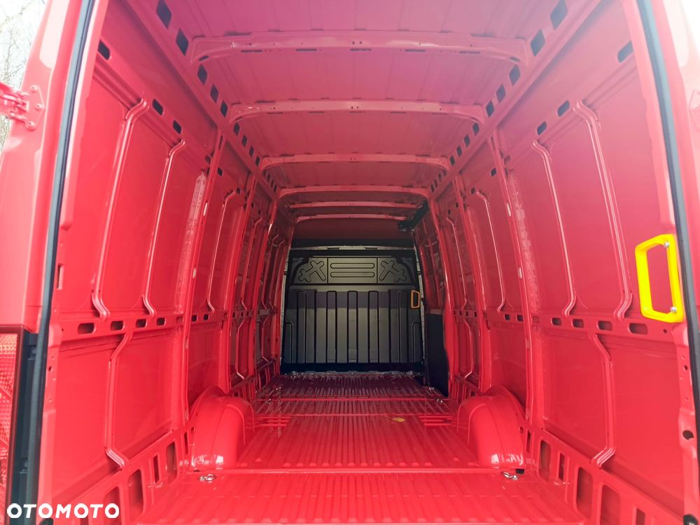 Iveco Daily / Pewny partner w biznesie ! - 12