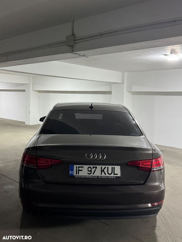 Audi A4 Limuzina - 2