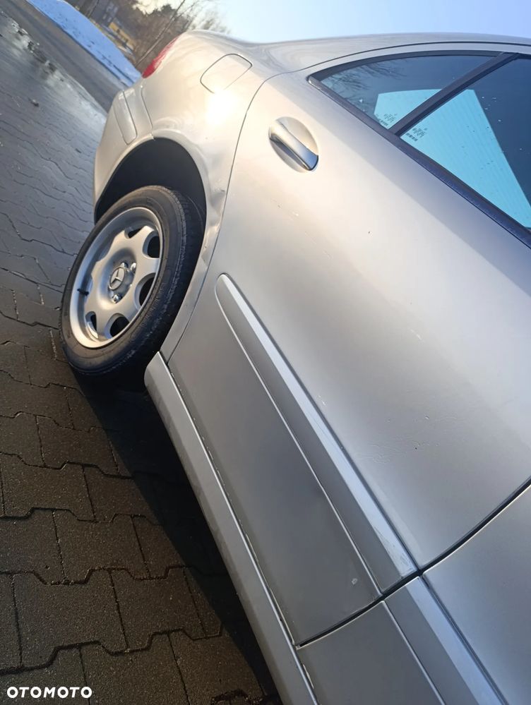 Mercedes-Benz Klasa E 200 Kompressor Automatik Classic - 9