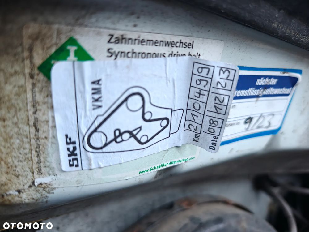 Dacia Duster 1.6 16V 4x2 Laureate - 30