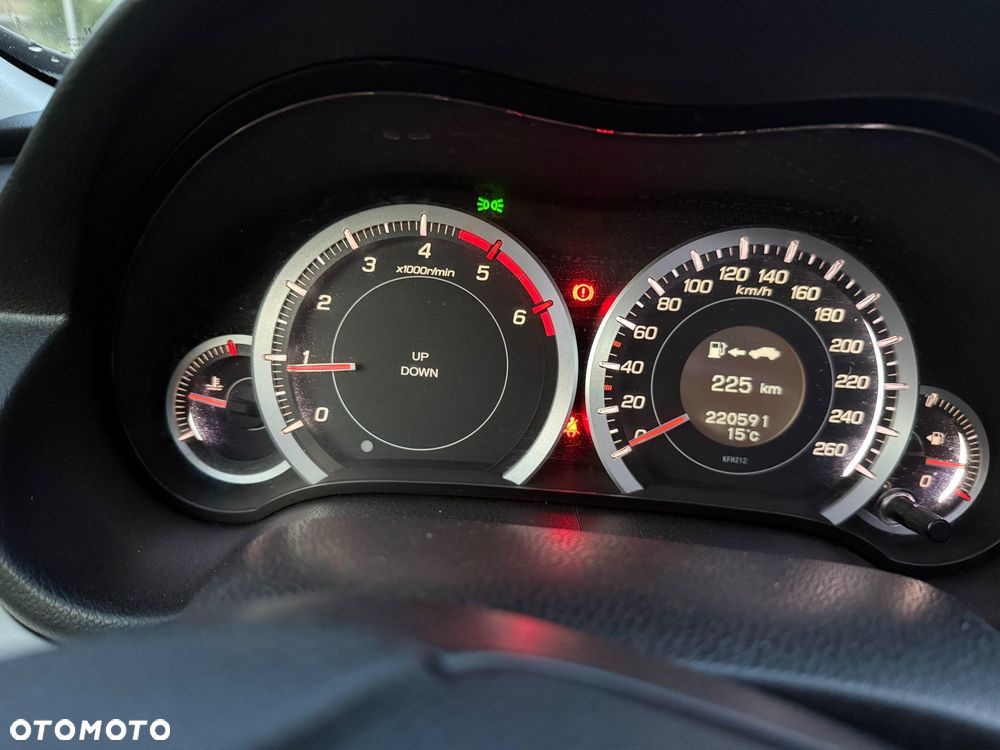 Honda Accord 2.2d Executive Nav - 6