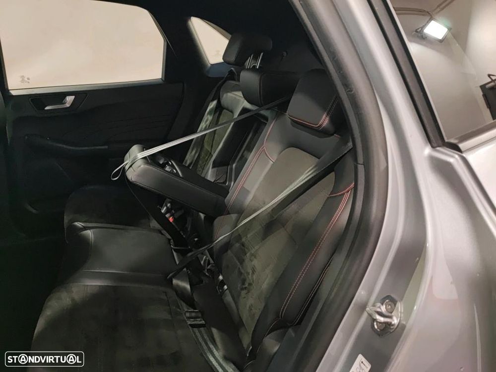 Ford Kuga 2.5 PHEV ST-Line X - 8