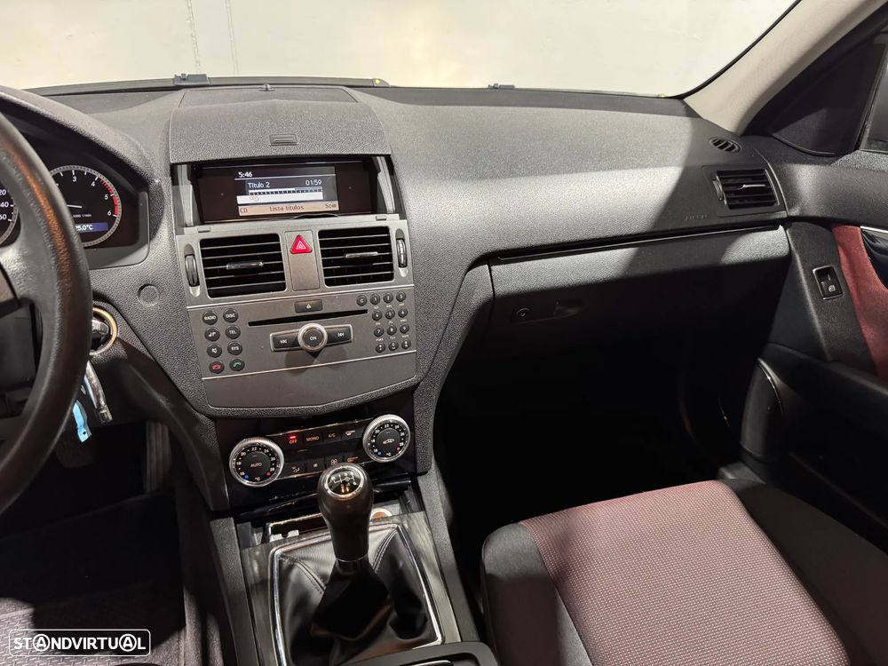 Mercedes-Benz C 180 CDI DPF (BlueEFFICIENCY) Elegance - 15