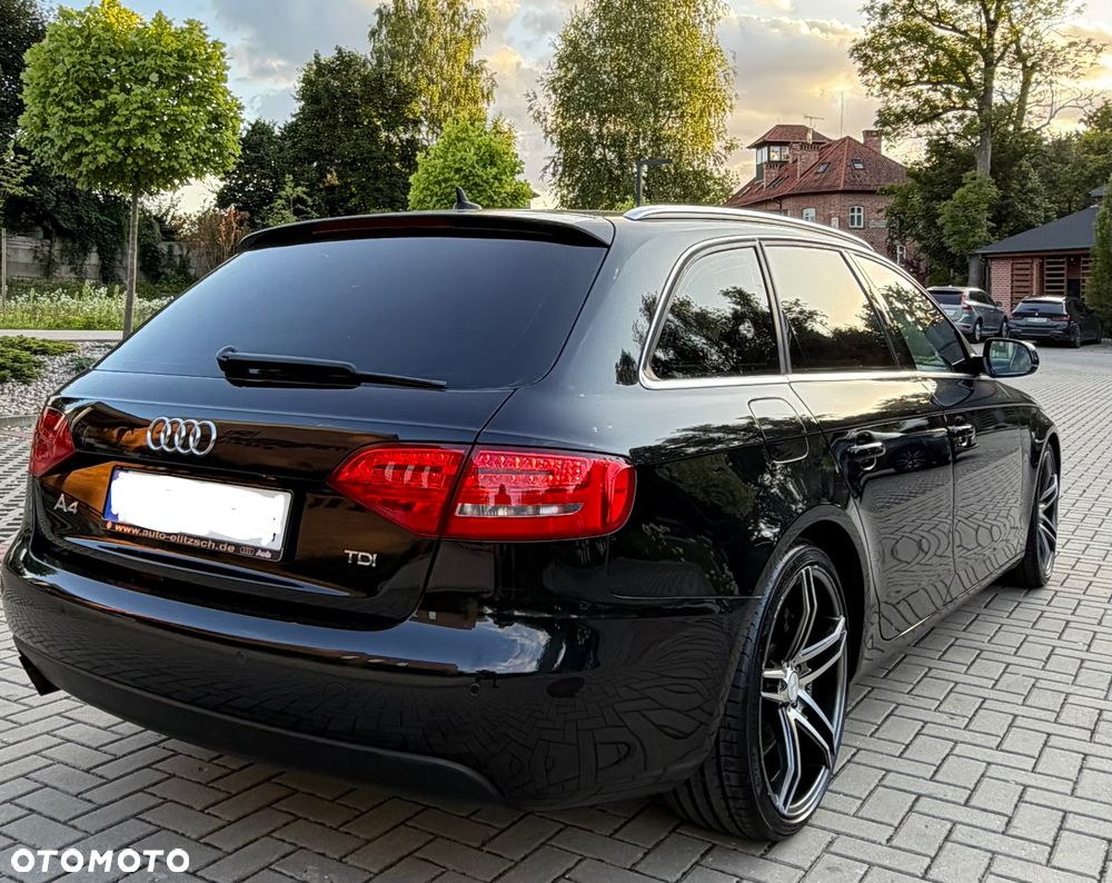 Audi A4 Avant 2.0 TDI DPF Ambiente - 30