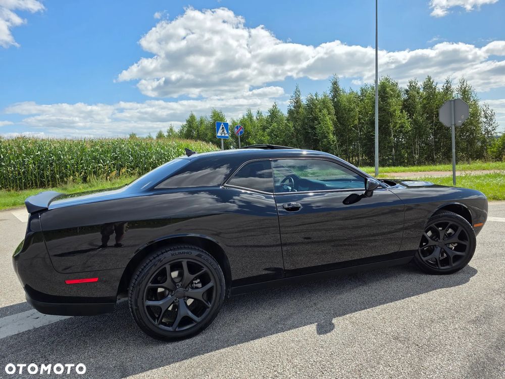 Dodge Challenger 3.6 SXT Plus - 17