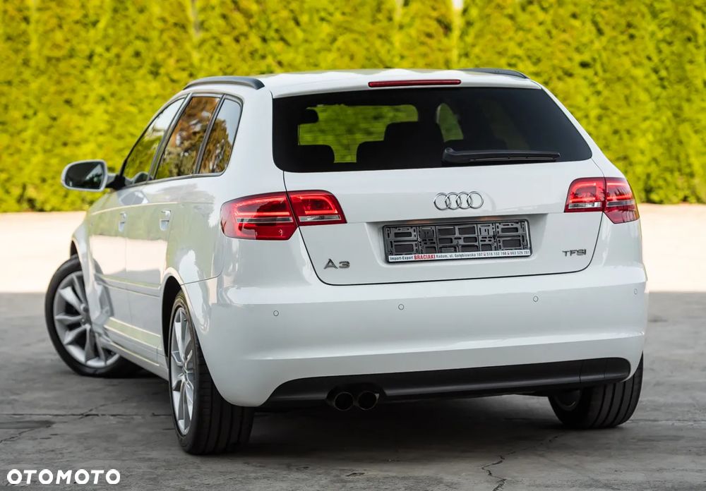 Audi A3 Sportback 1.4 TFSI S line Sportpaket - 8