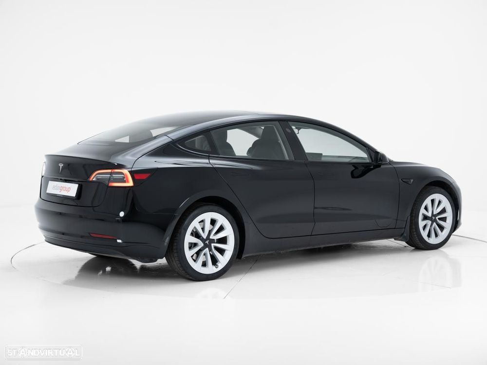 Tesla Model 3 Standard Range Plus RWD - 4