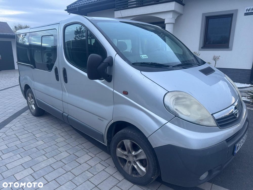 Opel Vivaro L1H1 Tour Cosmo - 11