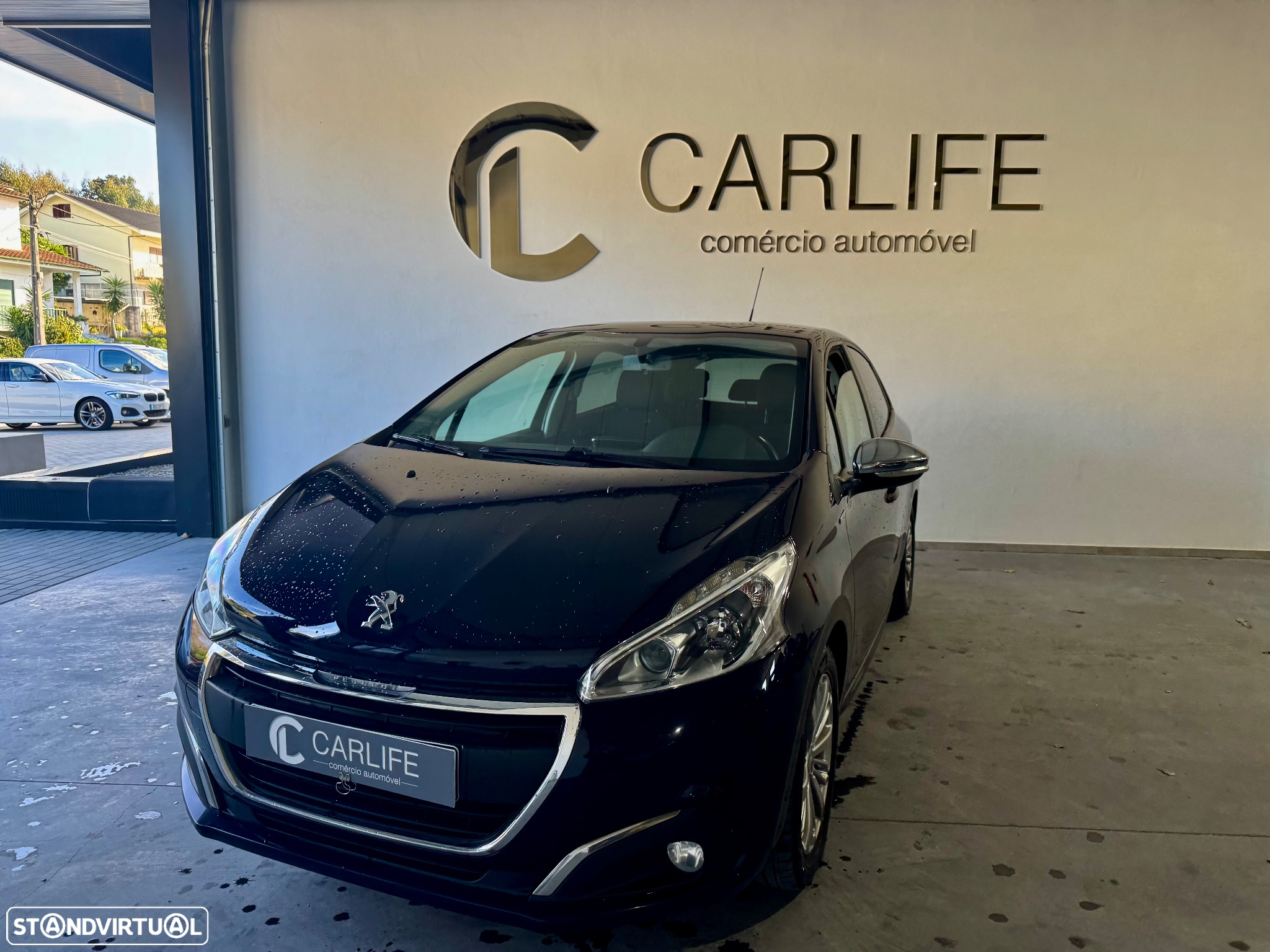 Peugeot 208 1.2 PureTech Style - 24
