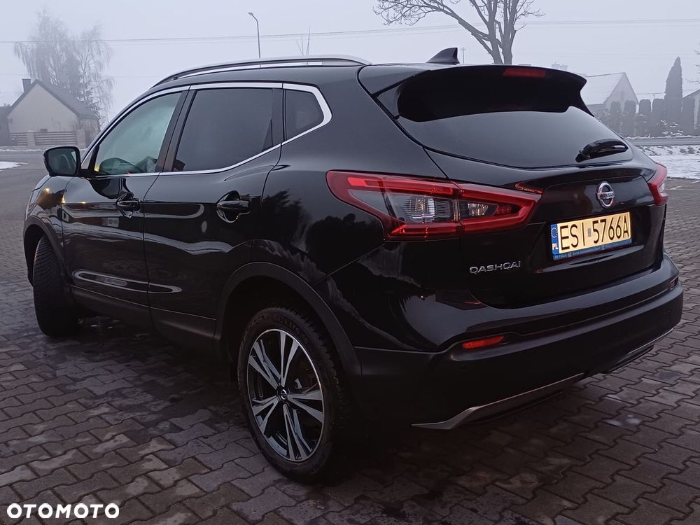 Nissan Qashqai 1.3 DIG-T N-Connecta DCT - 2