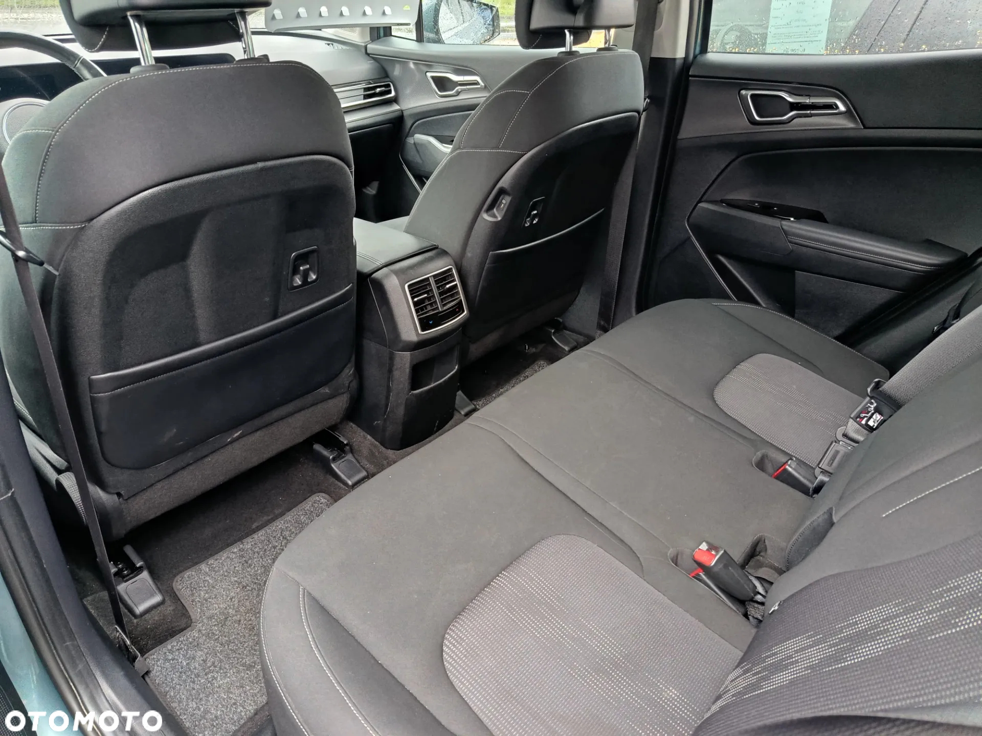 Kia Sportage 1.6 T-GDI HEV L 4WD - 10