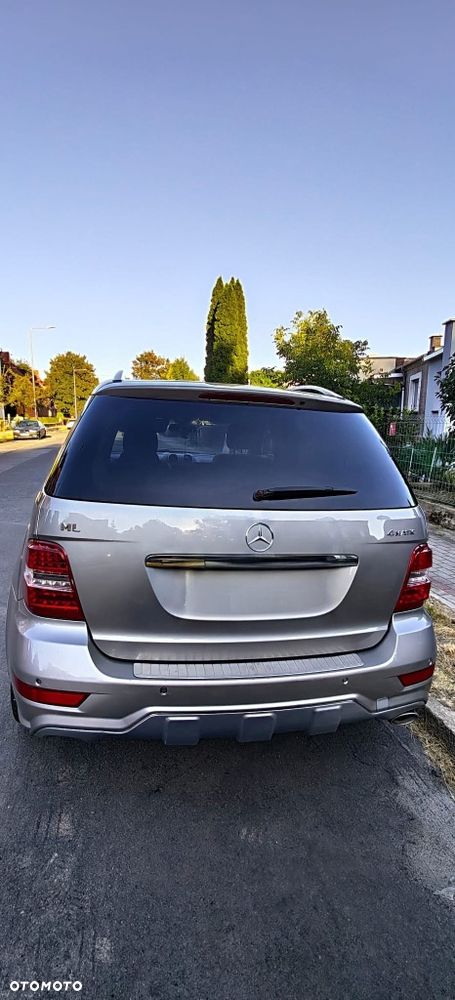 Mercedes-Benz ML - 2