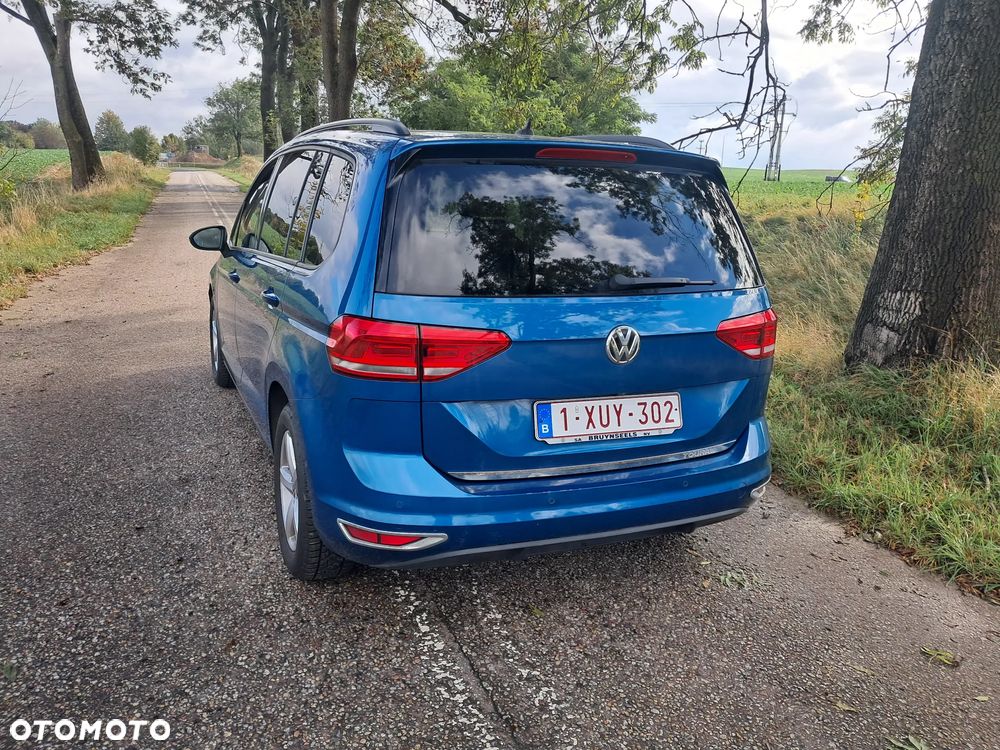Volkswagen Touran 1.6 TDI SCR DSG IQ.DRIVE - 22