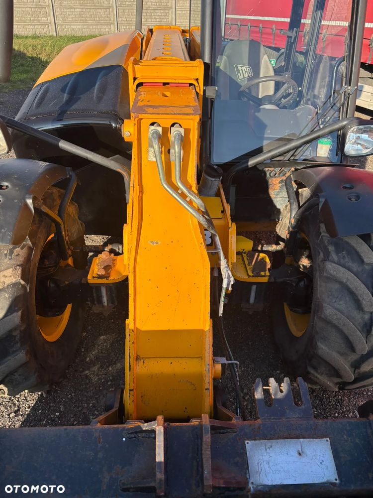 JCB 527-58 Agri Turbo - 16