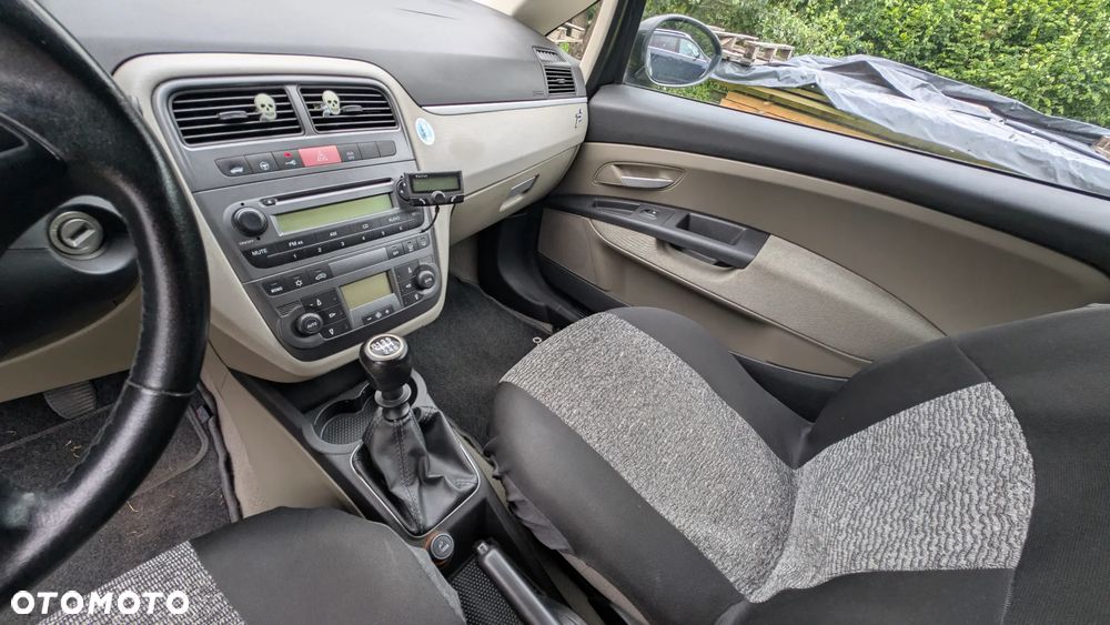Fiat Punto 1.3 Multijet - 10