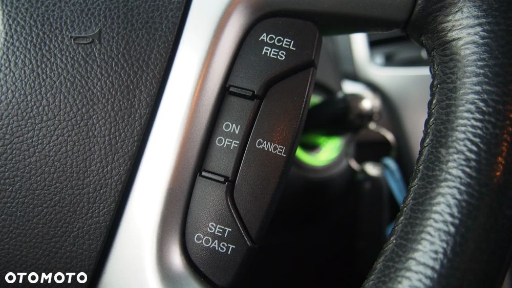 Chevrolet Captiva 2.4 2WD 7 Sitzer LS Family Edition - 26