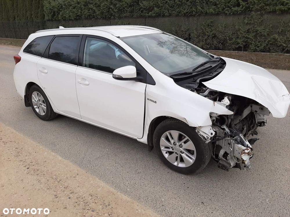 Toyota Auris Hybrid 135 Comfort - 3
