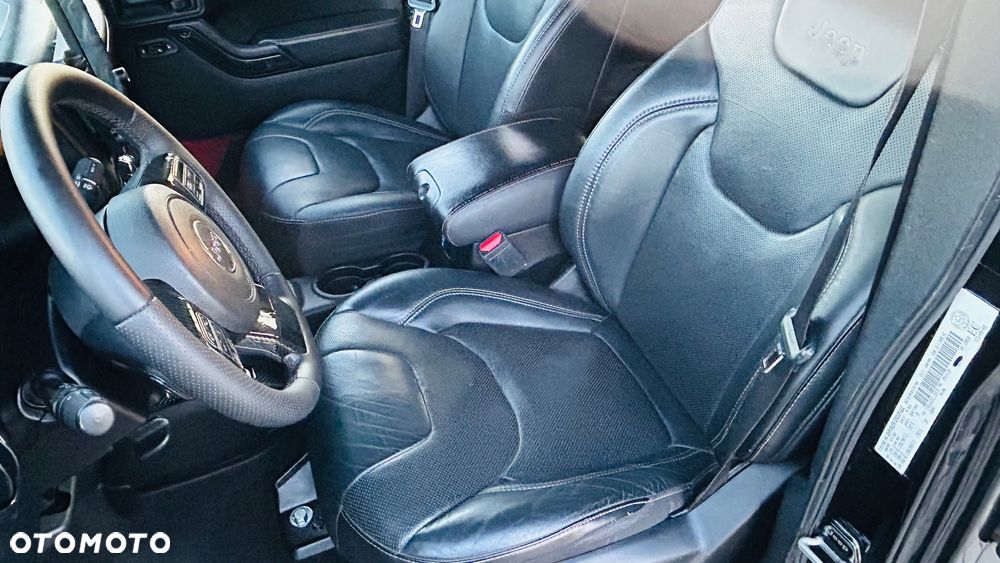 Jeep Wrangler Unlimited 3.6 Automatik Sahara - 24