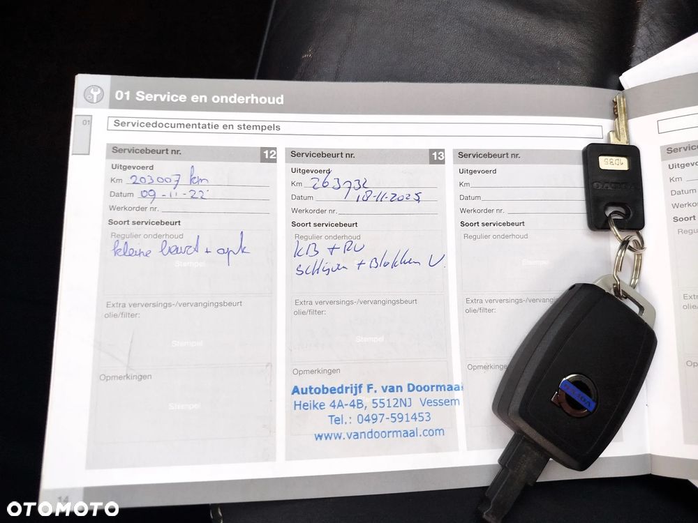Volvo C30 D2 R-Design Start-Stop - 10