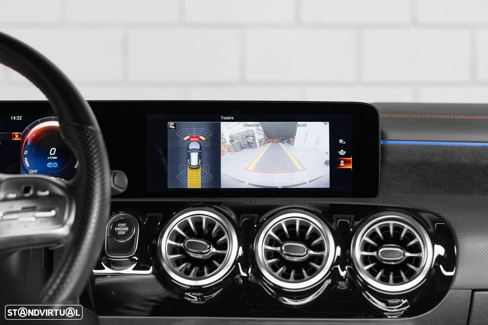 Mercedes-Benz CLA 250 e Shooting Brake AMG Line - 25