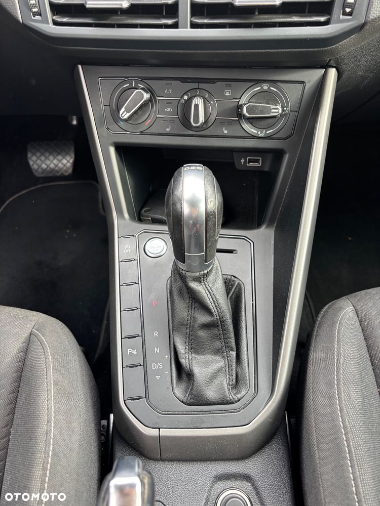 Volkswagen Polo 1.0 TSI DSG Comfortline - 10