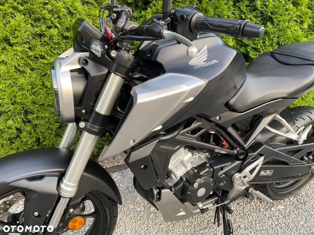 Honda CB - 19