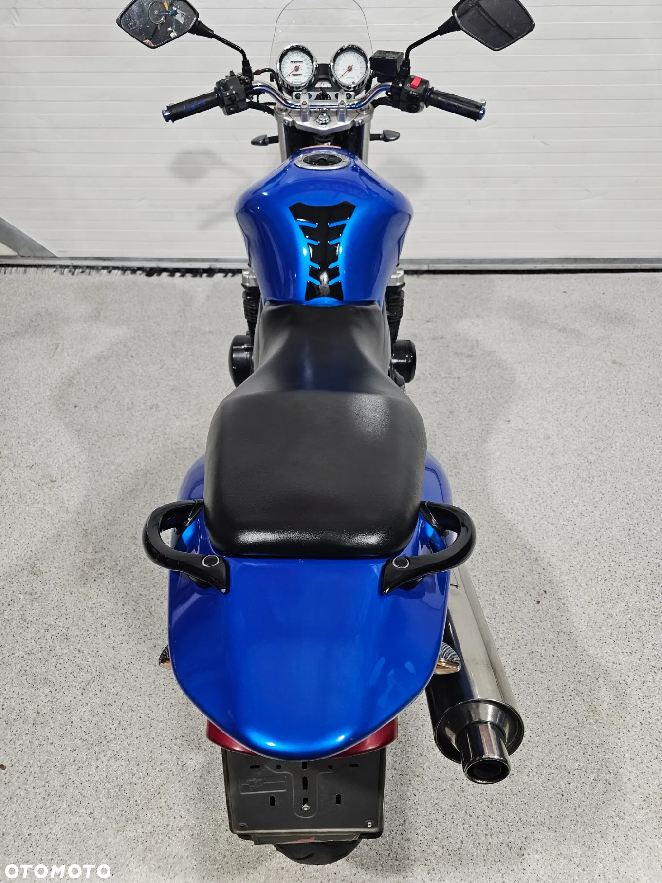 Kawasaki ZR - 28