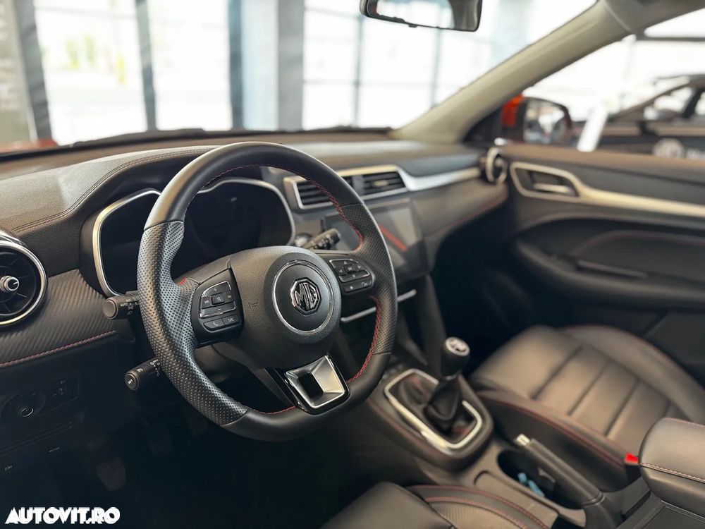 MG ZS - 7