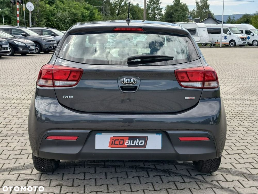 Kia Rio - 6
