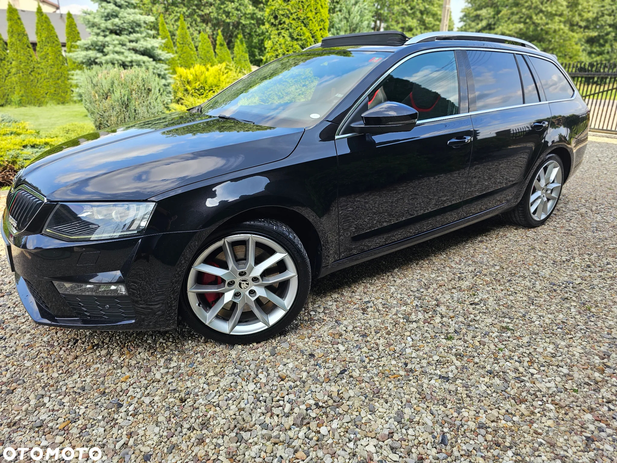 Skoda Octavia Combi 2.0 TDI DSG RS - 6
