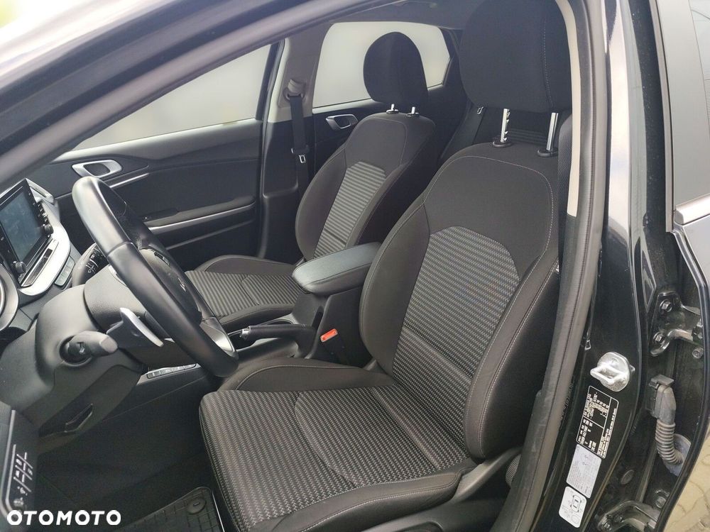 Kia XCeed 1.5 T-GDI M DCT - 10