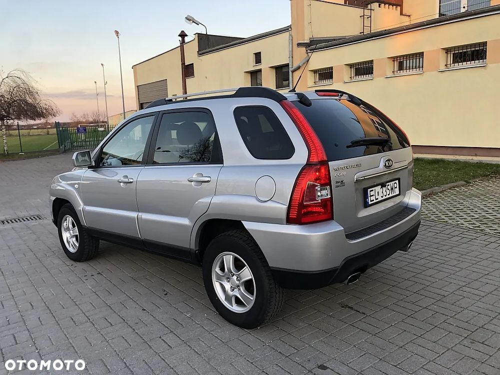 Kia Sportage 2.0 CRDI 2WD Attract - 5
