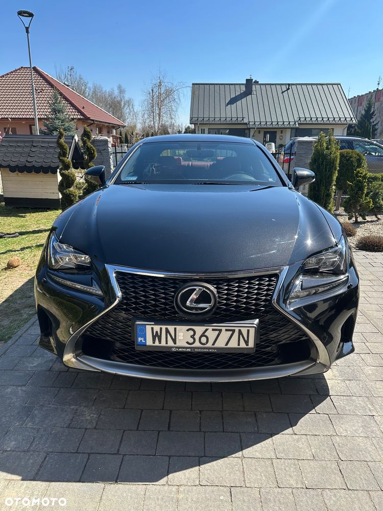 Lexus RC 200t / 300 F Sport - 4