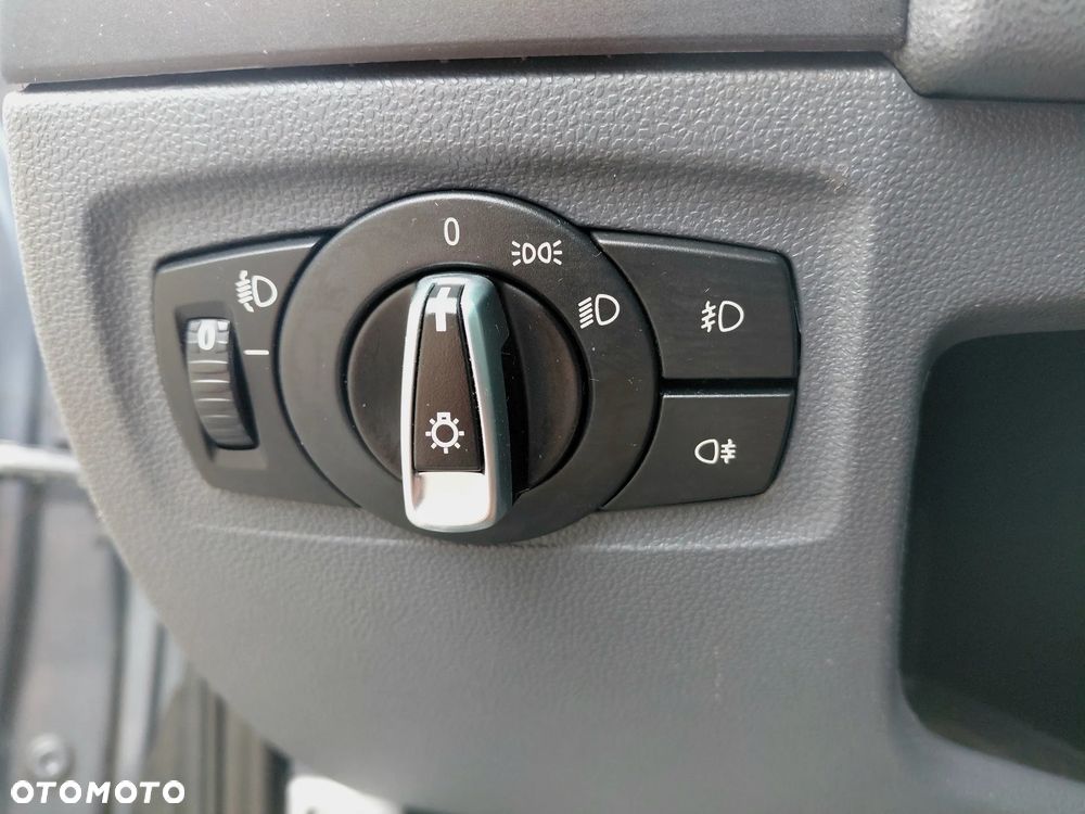 BMW Seria 1 - 21