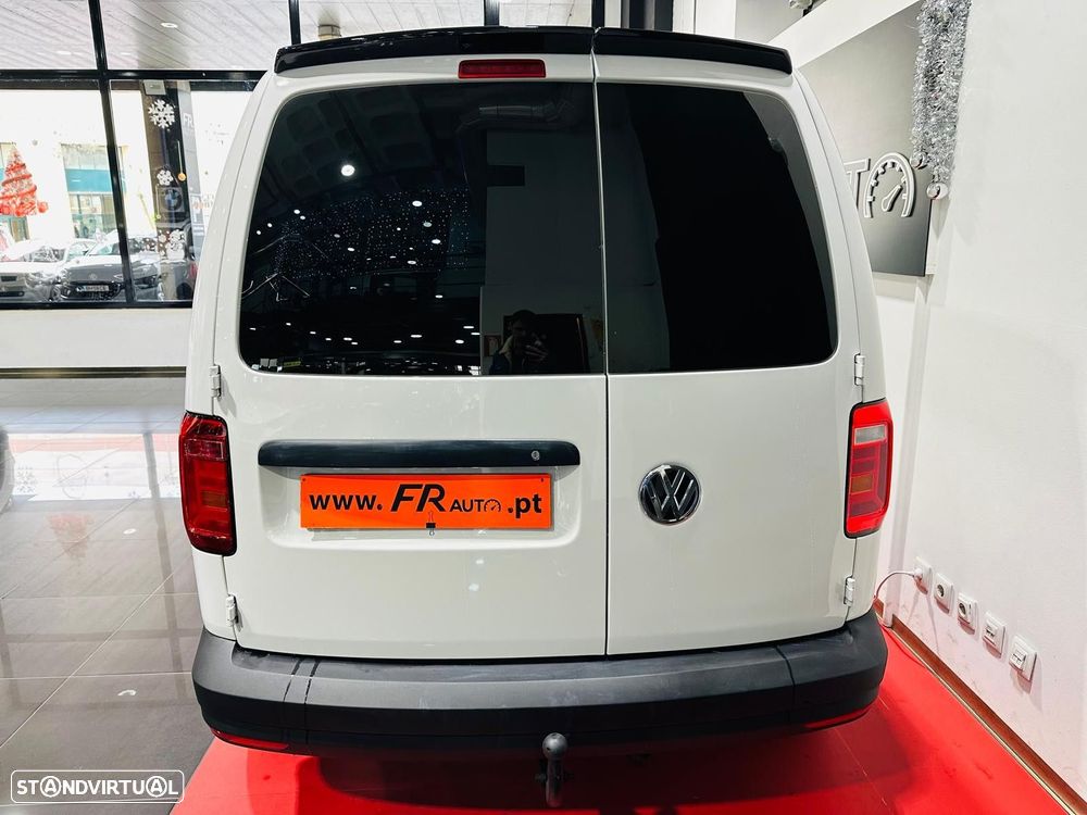 VW Caddy 2.0 TDI (5L) DSG - 16