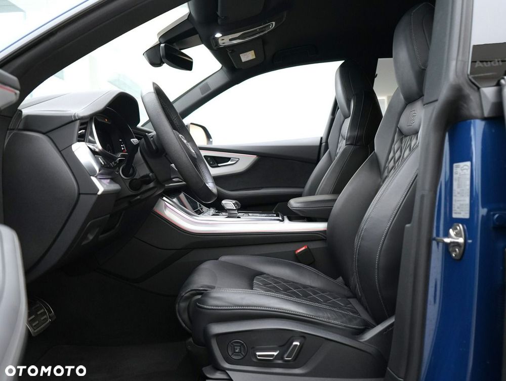 Audi Q8 - 15