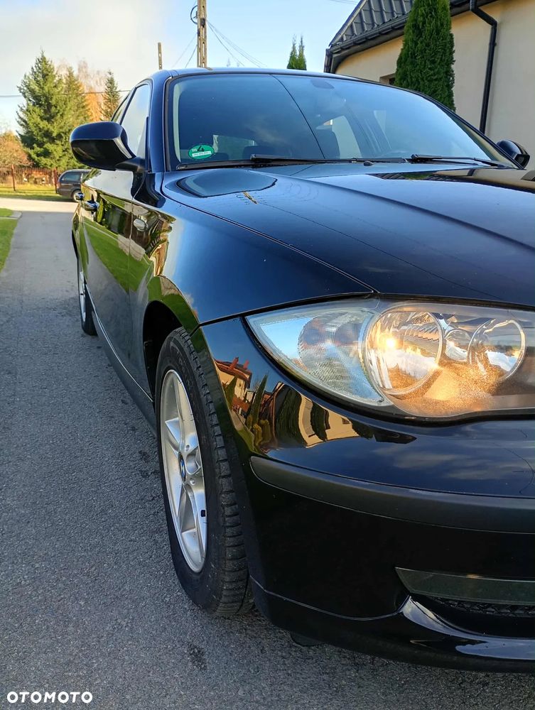 BMW Seria 1 116i - 11